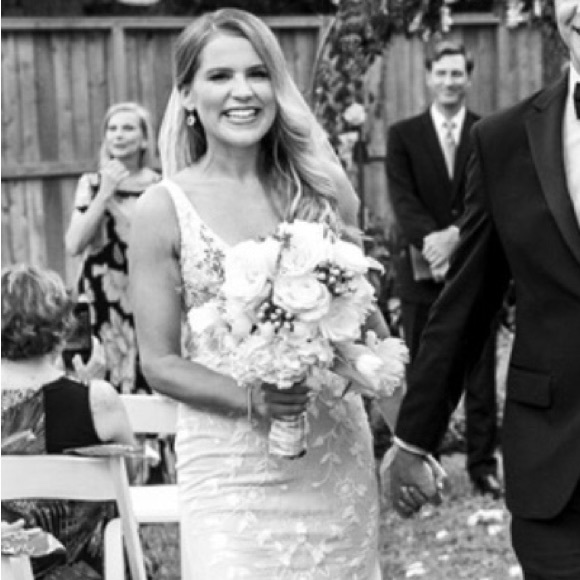 Meet your Posher, Tess - Picture 6 of 7